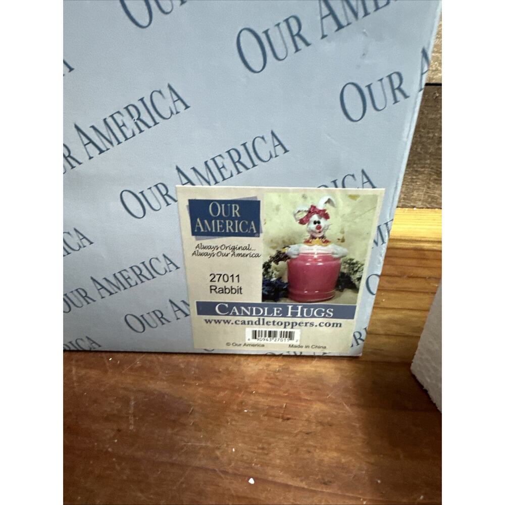 Our America Candle Hugs Rabbit In Box RARE - Picture 3 of 3
